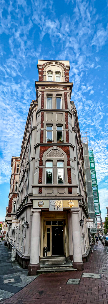 Volkhardt Lembke_Cafe Konrad